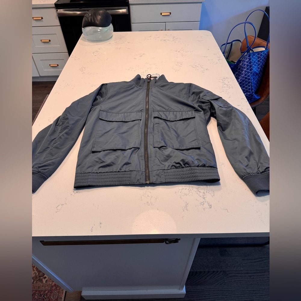 A&F Abercrombie & Fitch lightweight nylon jacket - Picture 7 of 12